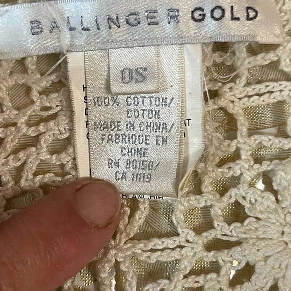 BALLINGER GOLD Vtg Handmade Ivory cotton Crochet 42”x60”Triangle Shawl wrap - Picture 6 of 9